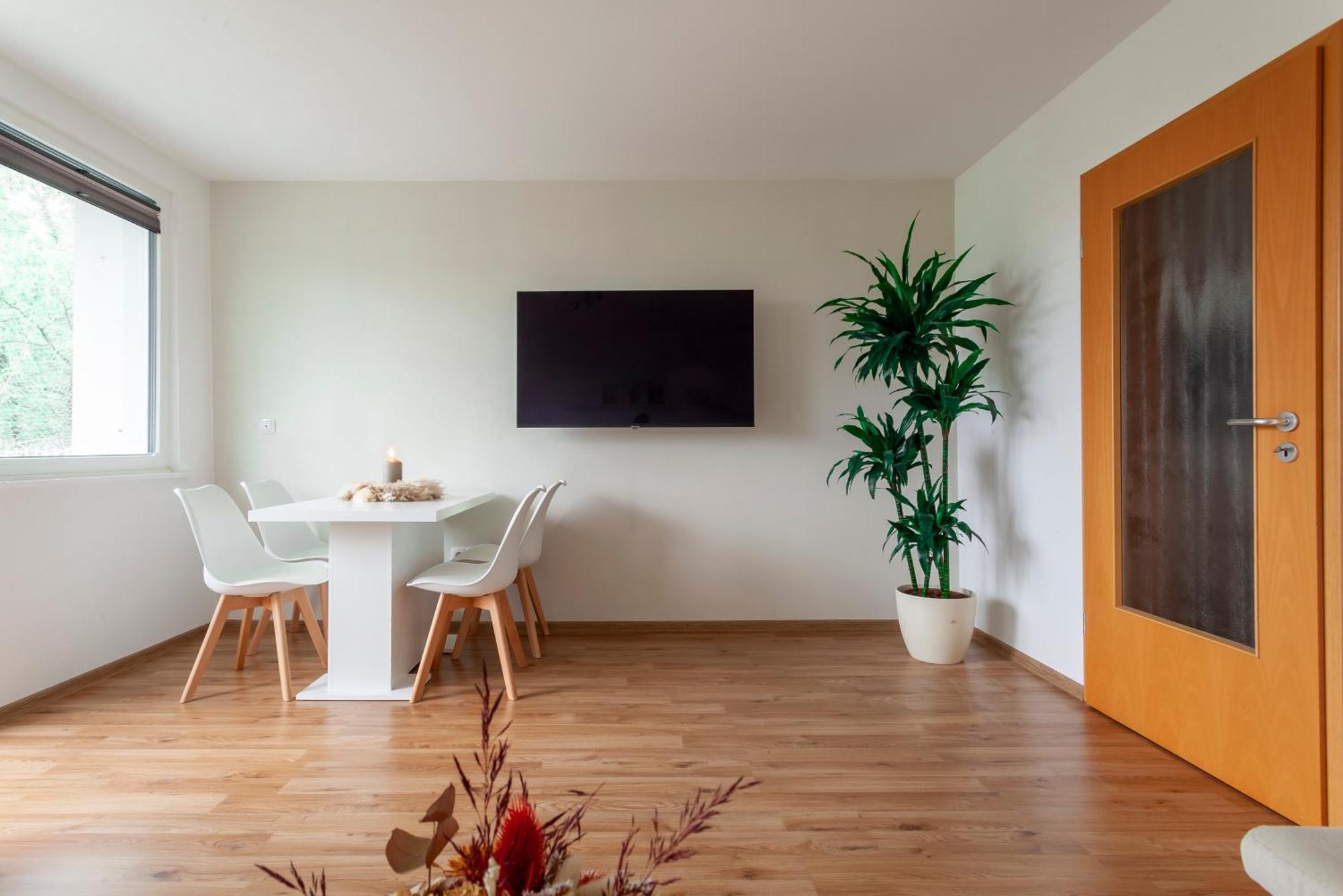 Exclusive 2-Room-City-Apartment - Contactless Check-In Hannover Esterno foto
